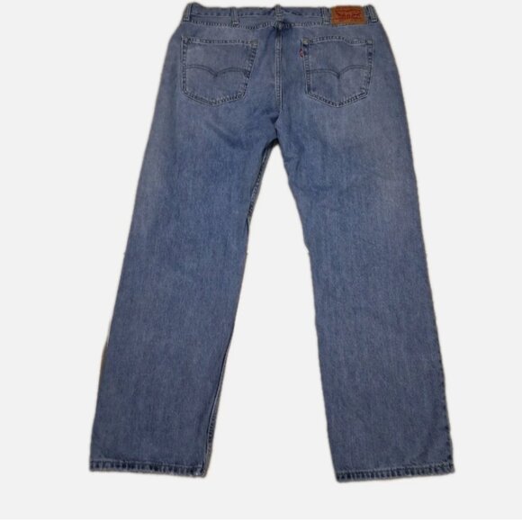 Levis Jeans Mens 38x30 Blue Denim 505 Regular Fit Water Less Stone Wash - Picture 2 of 12